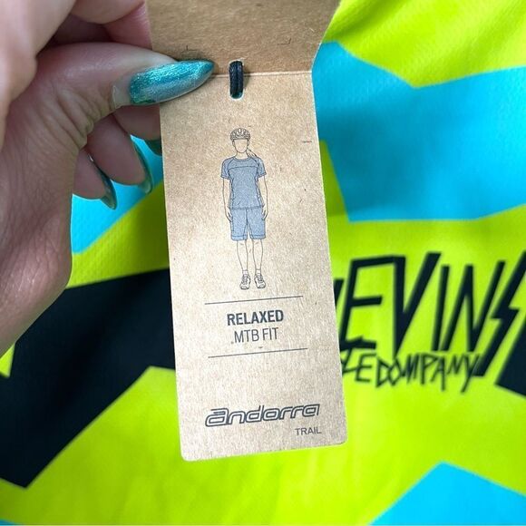 Specialized Jersey Women’s Large Andorra Sport Neon V-Neck Trail Cycling NWT - Picture 4 of 7